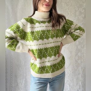 Vintage Green Cream Fair Isle Turtleneck Sweater 70s Hand Loomed Knit